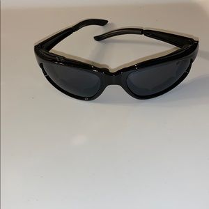 Motorcycle riding glasses